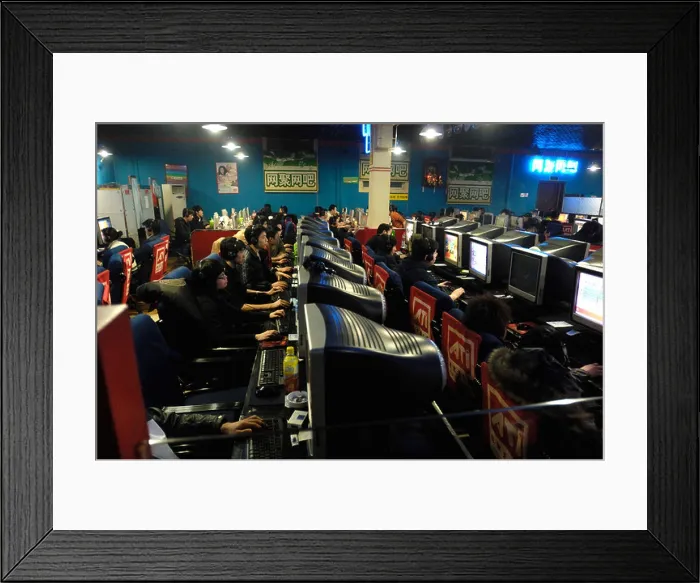 Framed Print : A packed internet cafe in Beijing, China. 25-Feb-2008