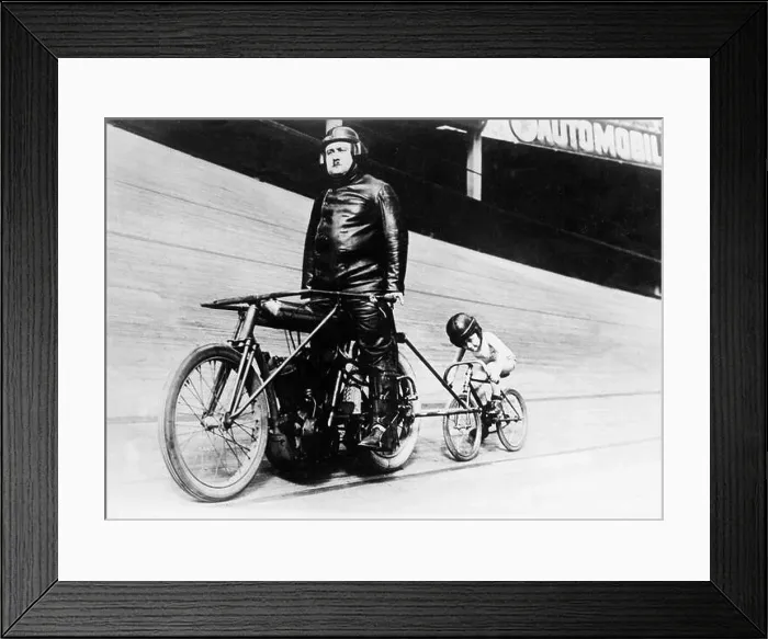 Framed Print : Since the start of cycle sport the Italians have been enthusiastic followers This 1930 picture proves that even bambini Framed Print : Since the start of cycle sport the Italians have been enthusiastic followers This 1930 picture proves that even bambini