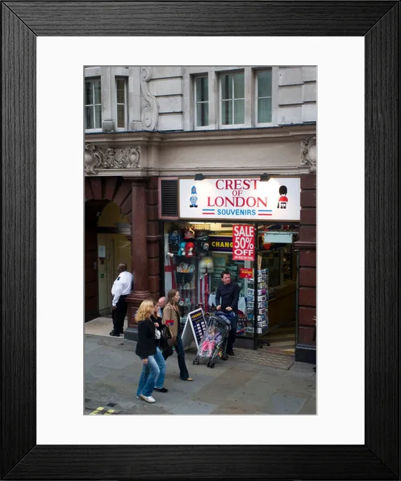 Framed Print : Souvenir shop, Trafalgar Square, London, England Framed Print : Souvenir shop, Trafalgar Square, London, England