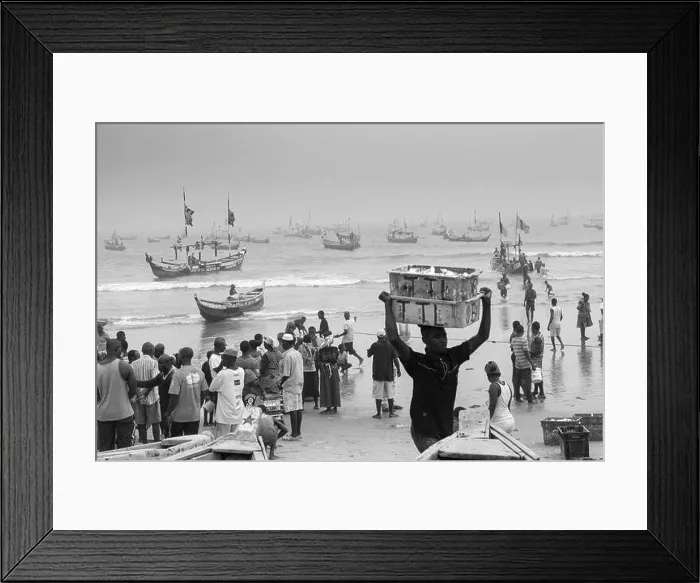 Framed Print : Ghana, Accra - December 28 Framed Print : Ghana, Accra - December 28