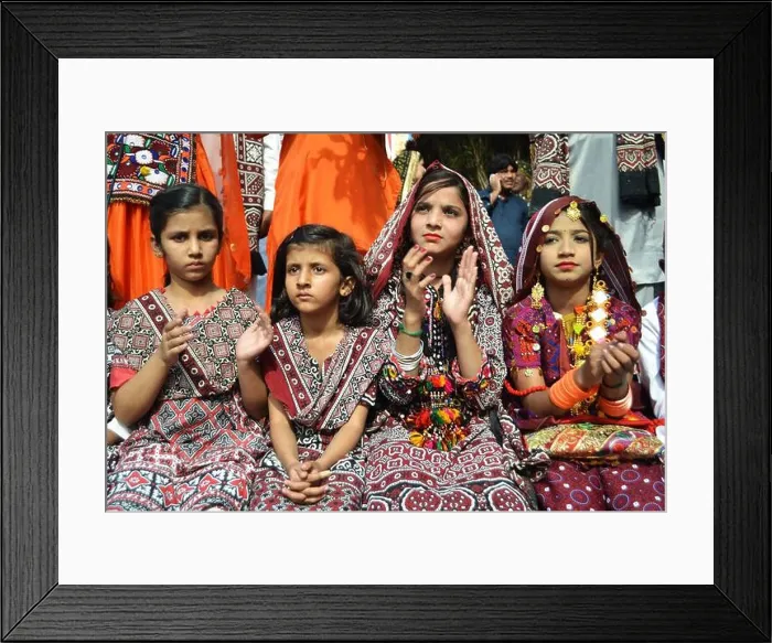 Framed Print : Hyderabad, Pakistan. 03rd Dec, 2017 Framed Print : Hyderabad, Pakistan. 03rd Dec, 2017