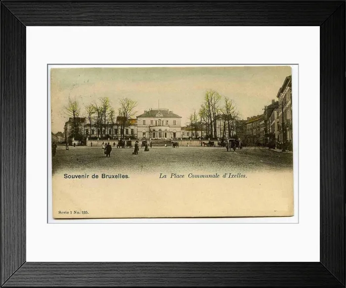 Framed Print : Français : La maison communale d'Ixelles Framed Print : Français : La maison communale d'Ixelles