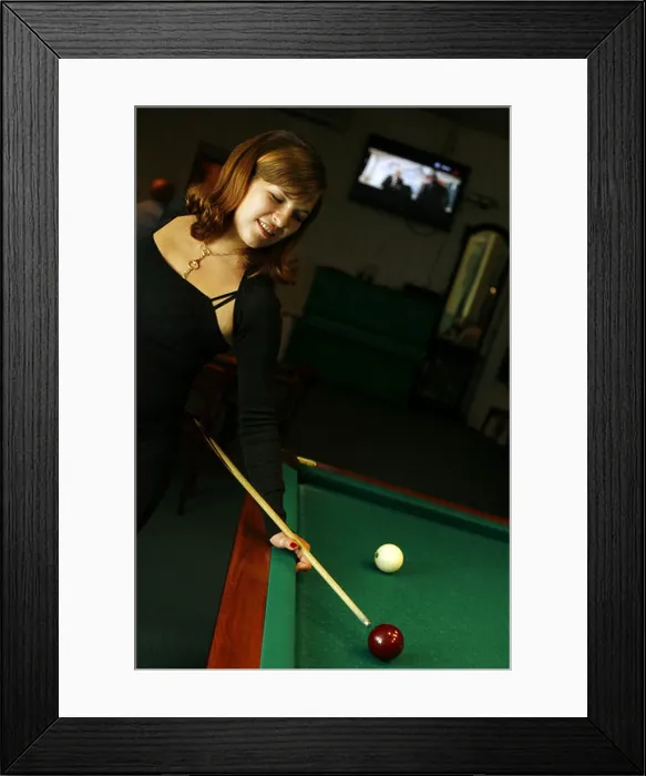 Framed Print : The pregnant woman plays on billiards Framed Print : The pregnant woman plays on billiards