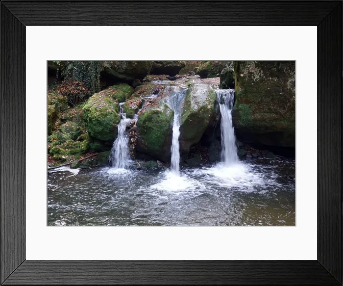 Framed Print : Schiessentu Temple in Luxembourg Framed Print : Schiessentu Temple in Luxembourg