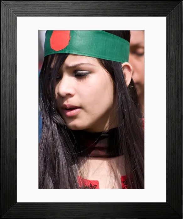 Framed Print : bangadeshi bandana headband woman traditional dress bengali Baishakhi Mela Banglatown brick lane east london england uk Framed Print : bangadeshi bandana headband woman traditional dress bengali Baishakhi Mela Banglatown brick lane east london england uk