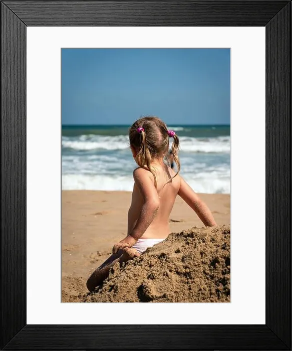 Framed Print : Baby girl in summertime rear view Framed Print : Baby girl in summertime rear view