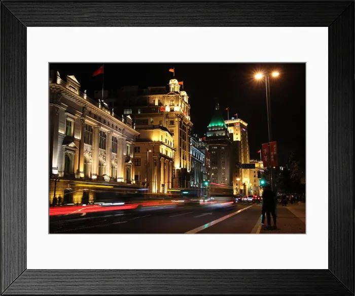Framed Print : Colonial buildings on the Bund in Shanghai, China Framed Print : Colonial buildings on the Bund in Shanghai, China