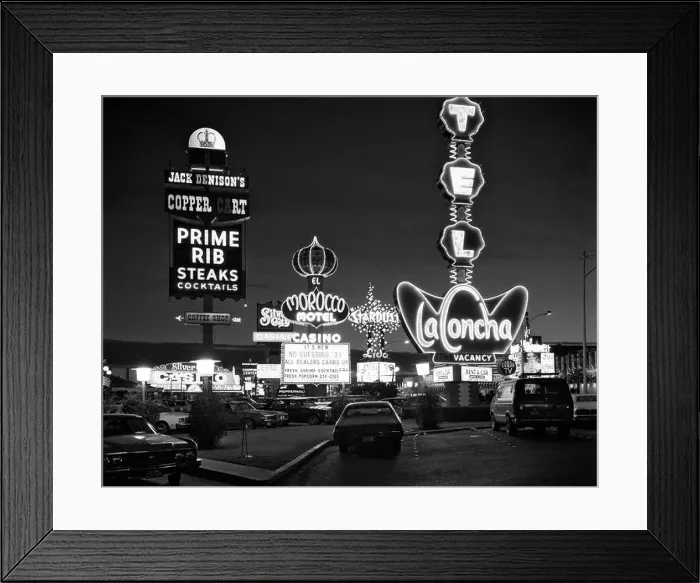 Framed Print : 1980s NIGHT NEON ON THE STRIP FOR EL MOROCCO LA CONCHA STARDUST LAS VEGAS NEVADA USA Framed Print : 1980s NIGHT NEON ON THE STRIP FOR EL MOROCCO LA CONCHA STARDUST LAS VEGAS NEVADA USA