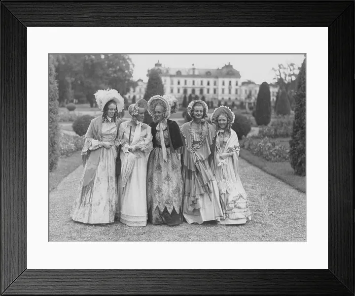 Framed Print : Poke bonnets. A group of five young women in the park of Drottning holm castle Framed Print : Poke bonnets. A group of five young women in the park of Drottning holm castle