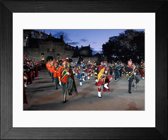 Framed Print : Massed pipes and drums at the 2011 Edinburgh Military Tattoo in Edinburgh, Scotland Framed Print : Massed pipes and drums at the 2011 Edinburgh Military Tattoo in Edinburgh, Scotland