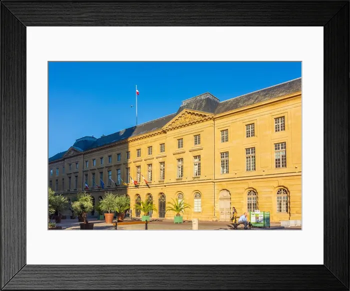 Framed Print : Metz: Town Hall in Lorraine (Lothringen), Moselle (Mosel), France Framed Print : Metz: Town Hall in Lorraine (Lothringen), Moselle (Mosel), France