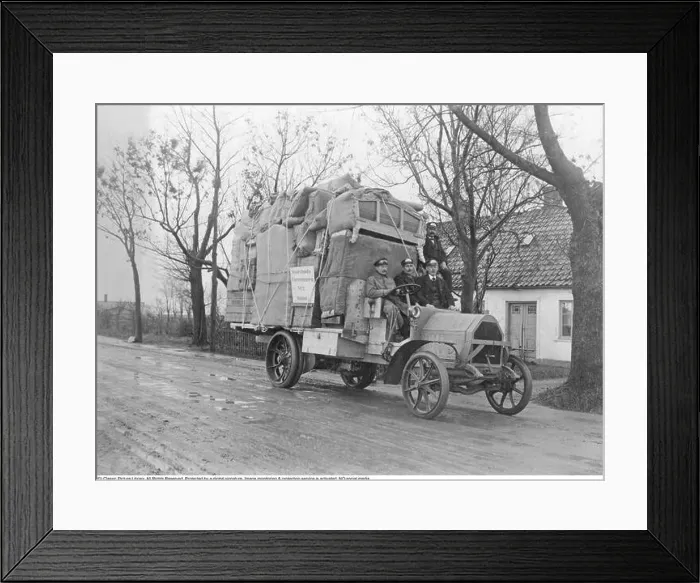Framed Print : A fully loaded lorry Framed Print : A fully loaded lorry
