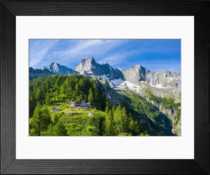 Framed Print : Sasc Fura hut with the famous Pizzo Badile in the background Framed Print : Sasc Fura hut with the famous Pizzo Badile in the background