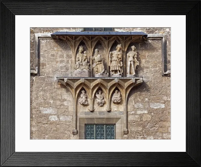 Framed Print : Naumburger Dom, Dreikönigskapelle, Detail Anbetung der Heiligen Drei Könige mit Prophetenbüsten Framed Print : Naumburger Dom, Dreikönigskapelle, Detail Anbetung der Heiligen Drei Könige mit Prophetenbüsten