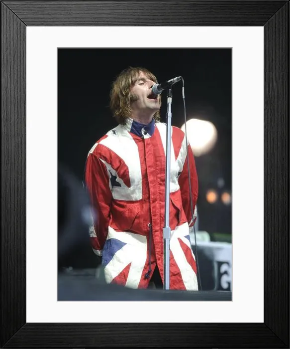Framed Print : Liam Gallagher of Beady Eye performing at at the Isle of Wight Festival, at Seaclose Park in Newport Framed Print : Liam Gallagher of Beady Eye performing at at the Isle of Wight Festival, at Seaclose Park in Newport