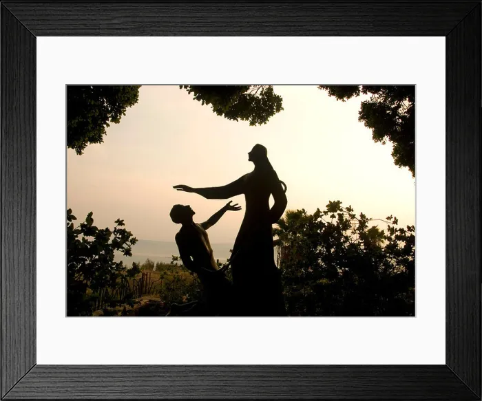 Framed Print : Statue Of Jesus Christ And Saint Peter In Tabgha, Sea Of Galilee Framed Print : Statue Of Jesus Christ And Saint Peter In Tabgha, Sea Of Galilee