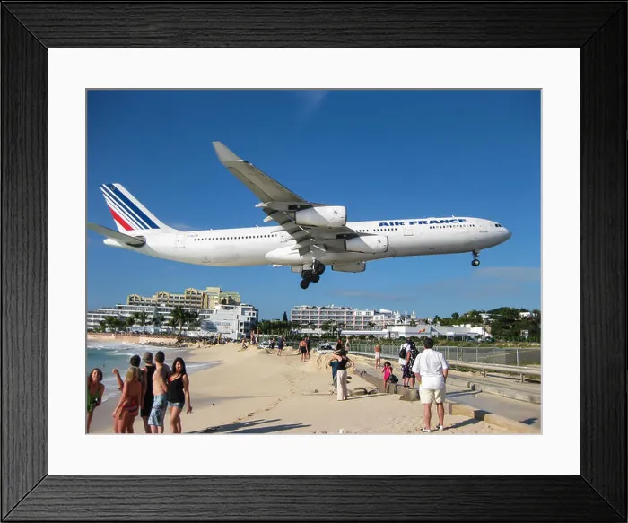 Framed Print : Air France jet landing over Maho Beach, St. Maarten in the Netherlands Antilles Framed Print : Air France jet landing over Maho Beach, St. Maarten in the Netherlands Antilles