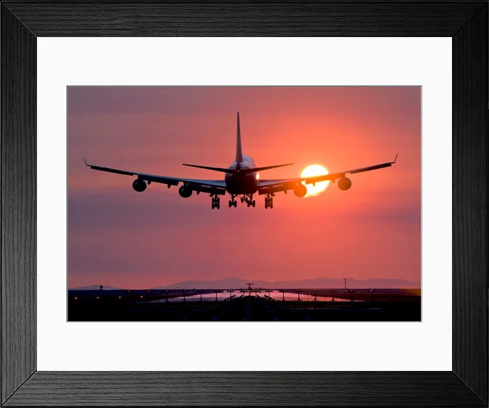 Framed Print : Boeing 747 landing at sunset, Vancouver International Airport. Vancouver British Columbia, Canada Framed Print : Boeing 747 landing at sunset, Vancouver International Airport. Vancouver British Columbia, Canada