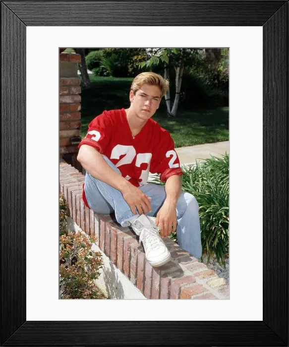 Framed Print : Mark-Paul Gosselaar Circa 1990's Credit: Ralph Dominguez / MediaPunch