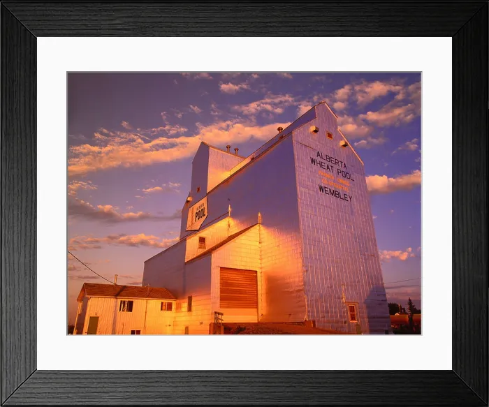 Framed Print : Grain Elevator, Wembley, Alberta, Canada Framed Print : Grain Elevator, Wembley, Alberta, Canada