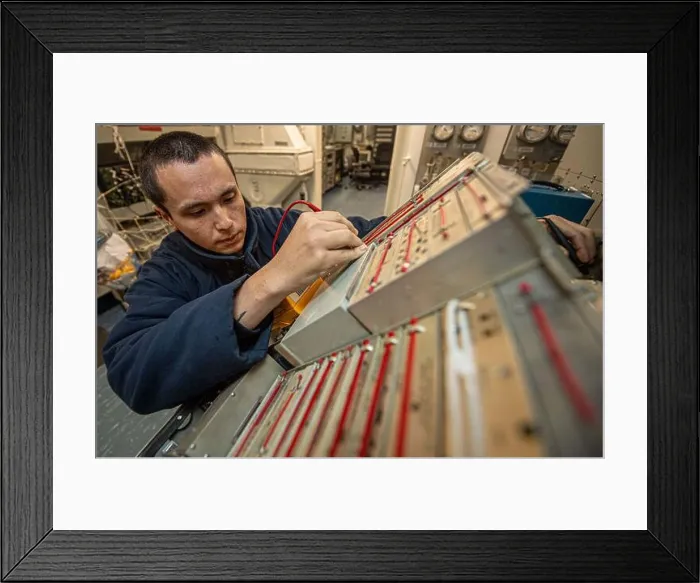 Framed Print : 210721-N-IG124-1017 ATLANTIC OCEAN (July 21) Framed Print : 210721-N-IG124-1017 ATLANTIC OCEAN (July 21)