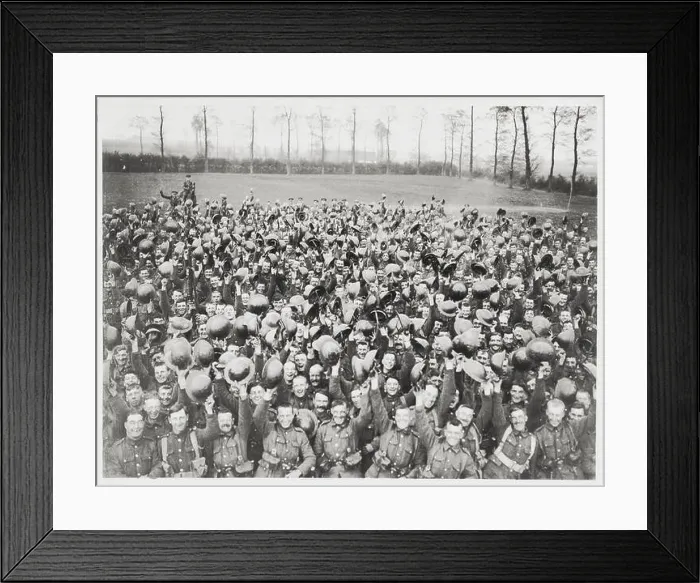 Framed Print : World War One, WWI, Western Front - A Battalion of the Middlesex Regiment Framed Print : World War One, WWI, Western Front - A Battalion of the Middlesex Regiment