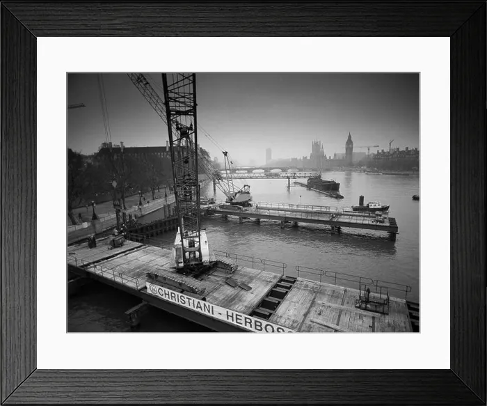 Framed Print : 1996, construction works on the river Thames at Hungerford Bridge, London, South East England, UK Framed Print : 1996, construction works on the river Thames at Hungerford Bridge, London, South East England, UK