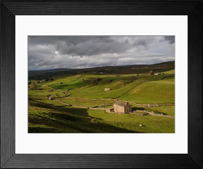 Framed Print : View from North Stainmore towards the Eden Valley and cumbria. United Kingdom Framed Print : View from North Stainmore towards the Eden Valley and cumbria. United Kingdom
