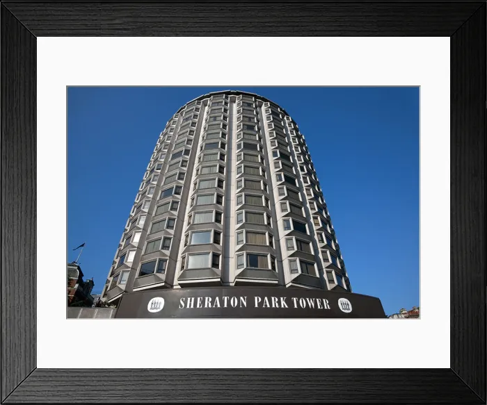 Framed Print : Sheraton Park Tower Hotel, Knightsbridge, London Framed Print : Sheraton Park Tower Hotel, Knightsbridge, London