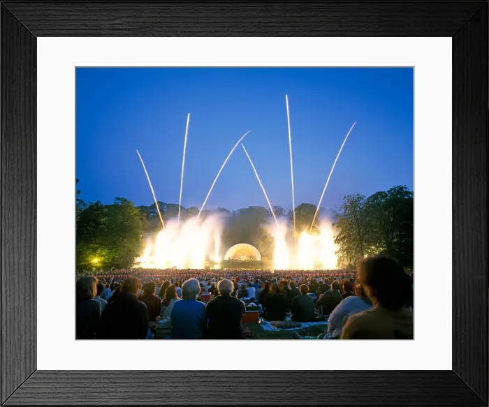 Framed Print : Evening fireworks display with music concert at Kenwood House, Hampstead Heath, London N England Framed Print : Evening fireworks display with music concert at Kenwood House, Hampstead Heath, London N England
