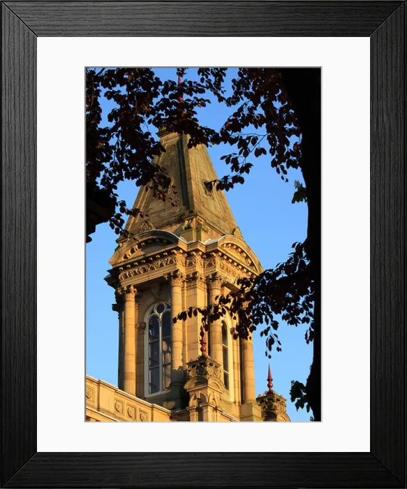 Framed Print : Victoria Hall in Saltaire, a UNESCO World Heritage Site near Bradford, West Yorkshire Framed Print : Victoria Hall in Saltaire, a UNESCO World Heritage Site near Bradford, West Yorkshire