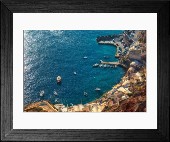 Framed Print : Overlooking the pictoresque village of Oía in Santorini, Greece 300 steps to Ammoudi Port Framed Print : Overlooking the pictoresque village of Oía in Santorini, Greece 300 steps to Ammoudi Port