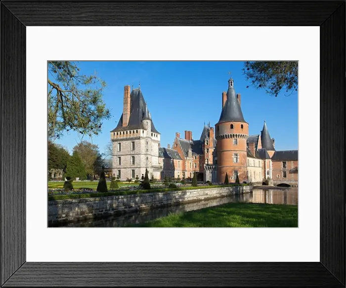Framed Print : CHATEAU DE MAINTENON, FRANCE Framed Print : CHATEAU DE MAINTENON, FRANCE