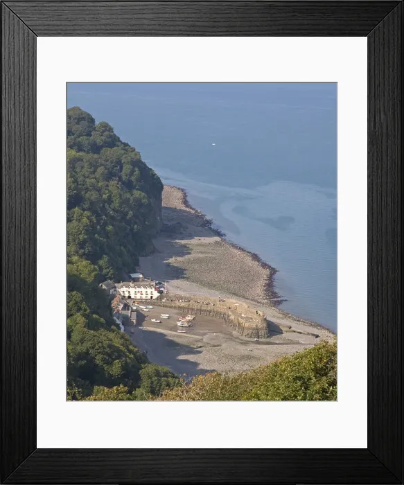 Framed Print : Clovelly harbour on the North Devon coast Framed Print : Clovelly harbour on the North Devon coast