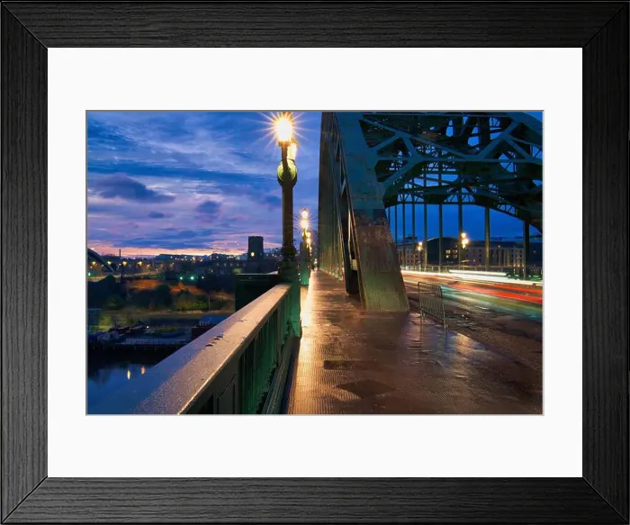 Framed Print : Morning rush hour on Newcastle Tyne Bridge taken as a long exposure so that car lights are shown as light trails Framed Print : Morning rush hour on Newcastle Tyne Bridge taken as a long exposure so that car lights are shown as light trails