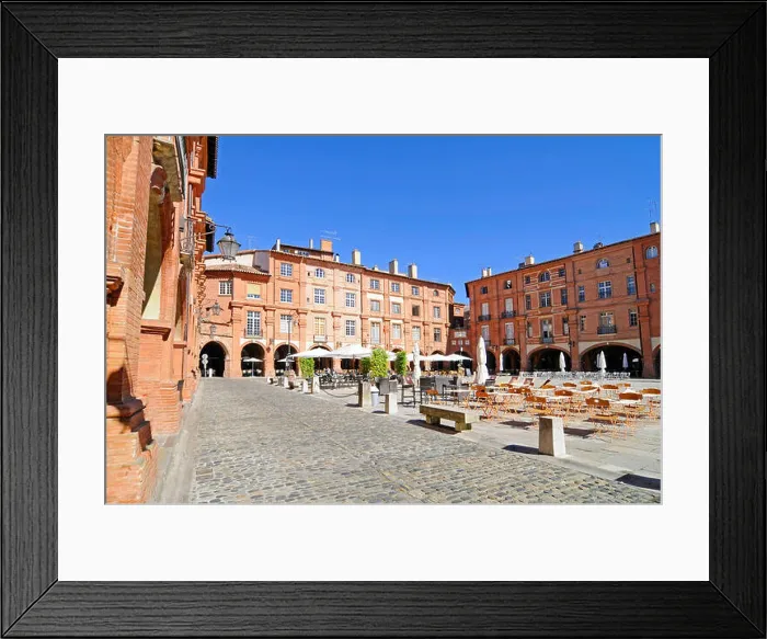 Framed Print : Place Nationale, Montauban, Departement Tarn-et-Garonne, Midi-Pyrenees, France Framed Print : Place Nationale, Montauban, Departement Tarn-et-Garonne, Midi-Pyrenees, France