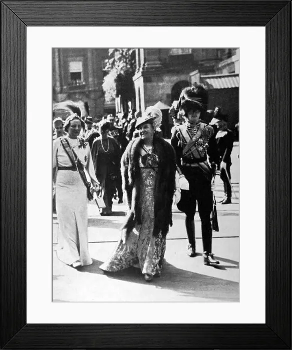 Framed Print : Queen Wilhelmina and Crown Princess Juliana with Prince Bernhard of the Netherlands 1938 Framed Print : Queen Wilhelmina and Crown Princess Juliana with Prince Bernhard of the Netherlands 1938