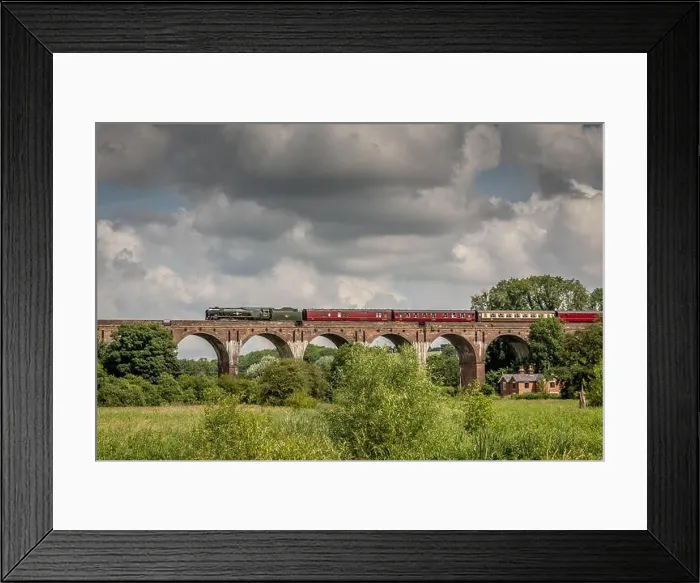 Framed Print : BR MN class 4-6-2 No. 35018 British India Line crosses Hurstbourne Priors viaduct, Hampshire Framed Print : BR MN class 4-6-2 No. 35018 British India Line crosses Hurstbourne Priors viaduct, Hampshire