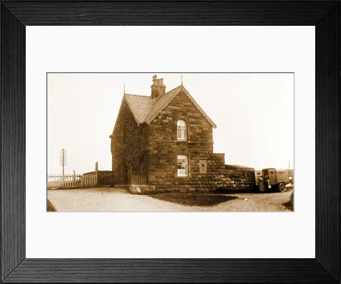 Framed Print : At the Toll bar on the then newly built road between Sandsend and Whitby Framed Print : At the Toll bar on the then newly built road between Sandsend and Whitby