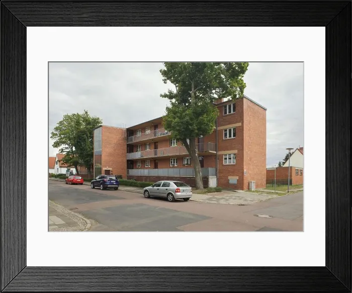Framed Print : House with balcony access (Laubenganghaus) designed by Swiss modernist architect Hannes Meyer (1929-1930) Framed Print : House with balcony access (Laubenganghaus) designed by Swiss modernist architect Hannes Meyer (1929-1930)