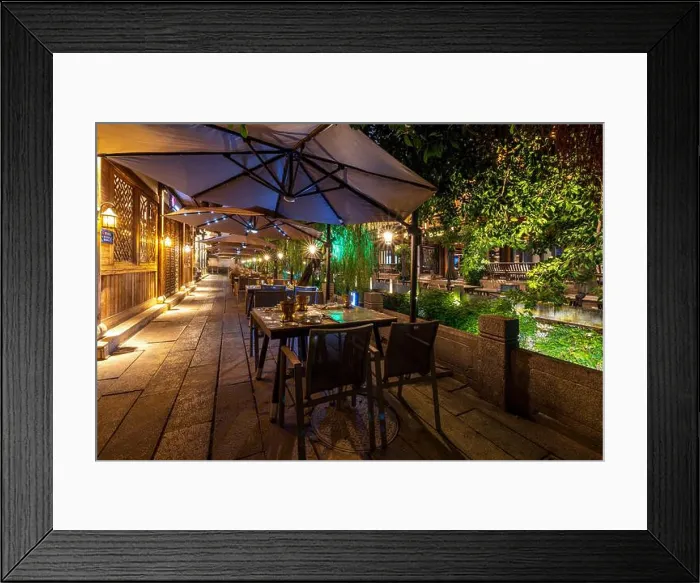 Framed Print : Pandemic This cafe was full of people eating and drink cafe in the afternoon Framed Print : Pandemic This cafe was full of people eating and drink cafe in the afternoon
