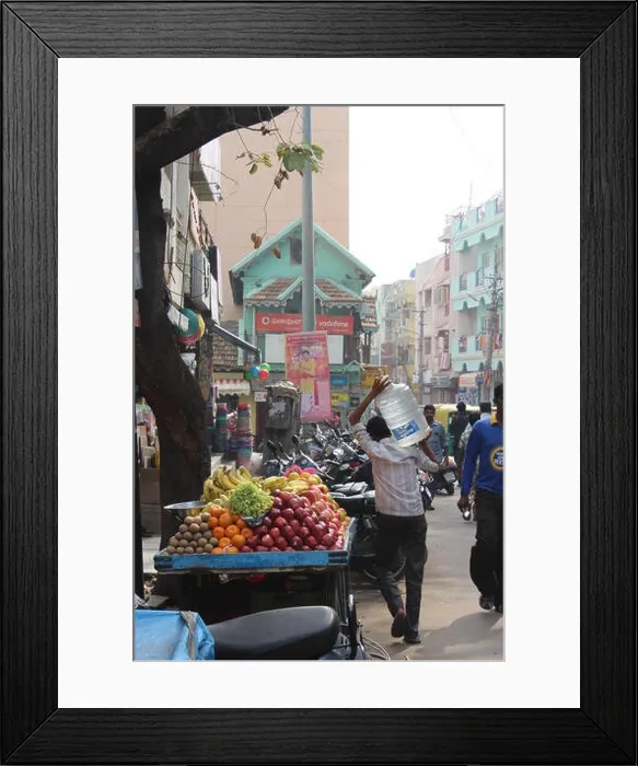 Framed Print : The city of Bengaluru, formerly known as Bangalore, in central southern India. A street market of the MG road Framed Print : The city of Bengaluru, formerly known as Bangalore, in central southern India. A street market of the MG road