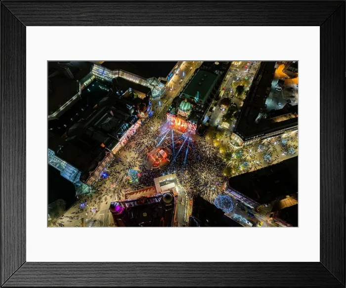 Framed Print : High aerial view of crowds gathering to watch the Christmas light in Victoria Square, Hull Framed Print : High aerial view of crowds gathering to watch the Christmas light in Victoria Square, Hull