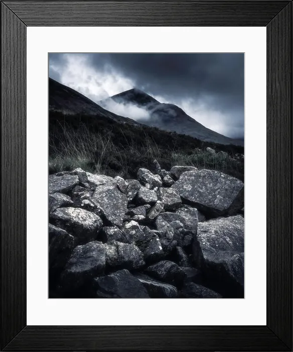 Framed Print : Raw landscape scenery on the Isle of Skye Framed Print : Raw landscape scenery on the Isle of Skye