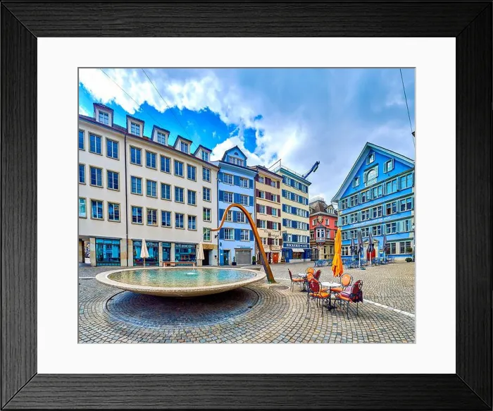 Framed Print : ZURICH, SWITZERLAND - APRIL 3, 2022: Munsterhof Brunnen Framed Print : ZURICH, SWITZERLAND - APRIL 3, 2022: Munsterhof Brunnen