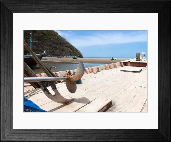 Framed Print : Sheltered wood mooring on Beach, On the seaside in Thailand Framed Print : Sheltered wood mooring on Beach, On the seaside in Thailand