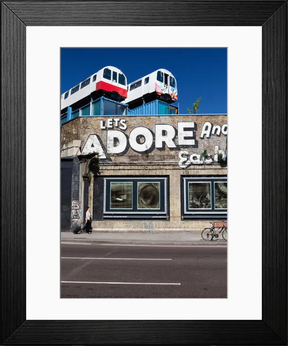 Framed Print : Village Underground's tube carriages atop a building on Shoreditch High Street, London, England