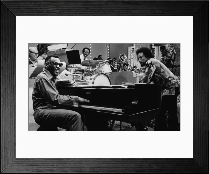 Framed Print : Quincy Jones con Ray Charles Framed Print : Quincy Jones con Ray Charles