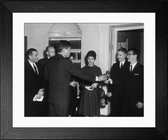 Framed Print : Visit of American Veterans (AMVETS) Memorial Scholarships winners Framed Print : Visit of American Veterans (AMVETS) Memorial Scholarships winners