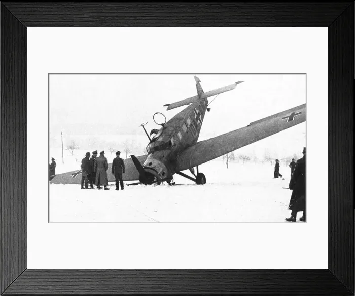 Framed Print : Junkers W 34hau (DA + UD). Flugzeugführer Rudi v Framed Print : Junkers W 34hau (DA + UD). Flugzeugführer Rudi v